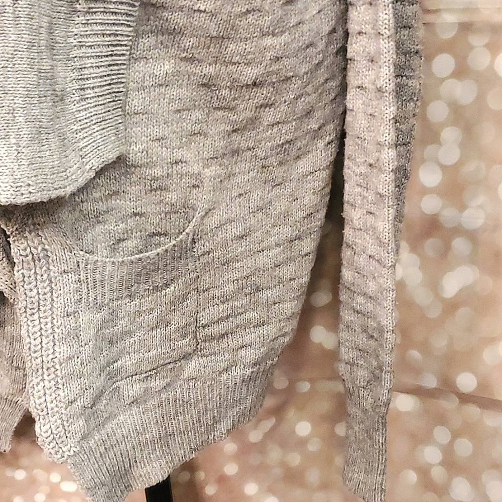 Cardigan - Picture 4 of 7